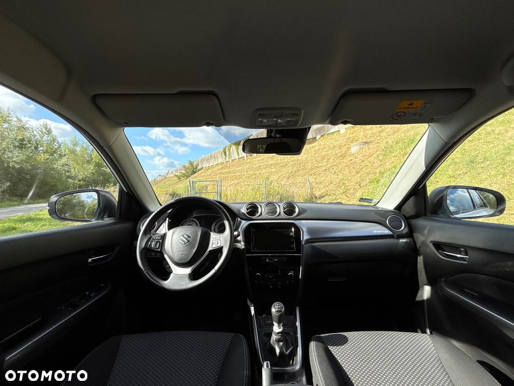 Suzuki Vitara 1.4 Boosterjet Premium 4WD - 6