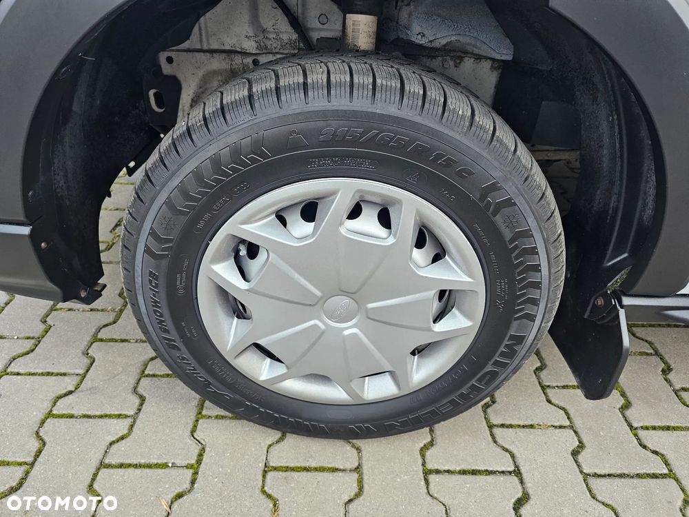Ford Transit - 13