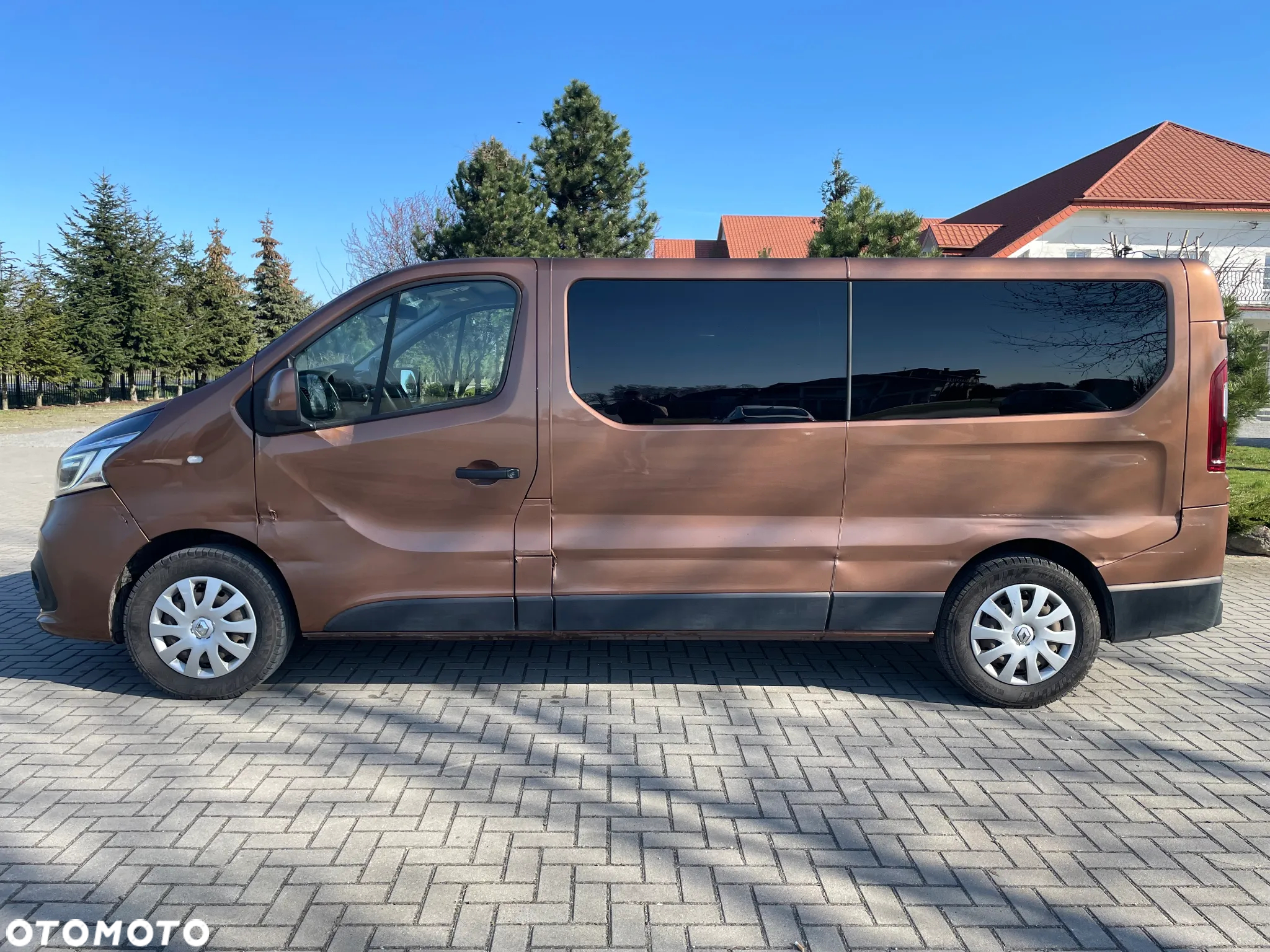 Renault Trafic - 2