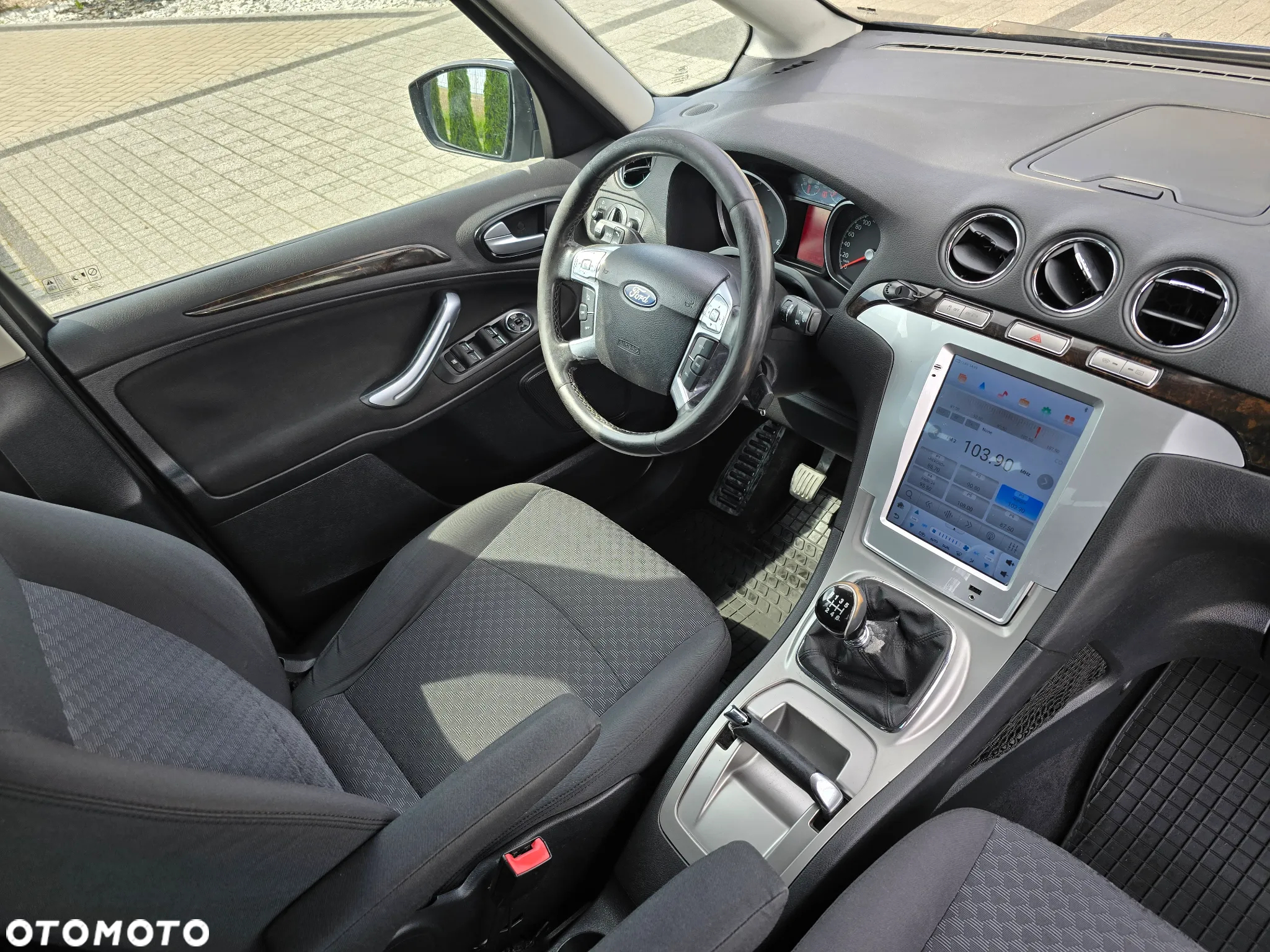 Ford Galaxy 2.0 TDCi Ghia - 33