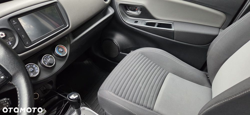 Toyota Yaris 1.5 Premium CVT - 14