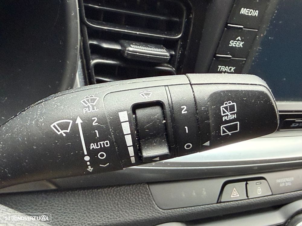 Kia Stonic 1.0 T-GDI Drive - 38