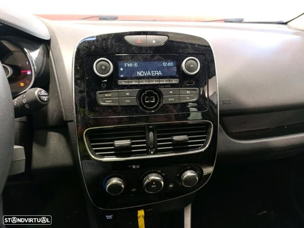 Renault Clio 1.5 dCi Confort - 4