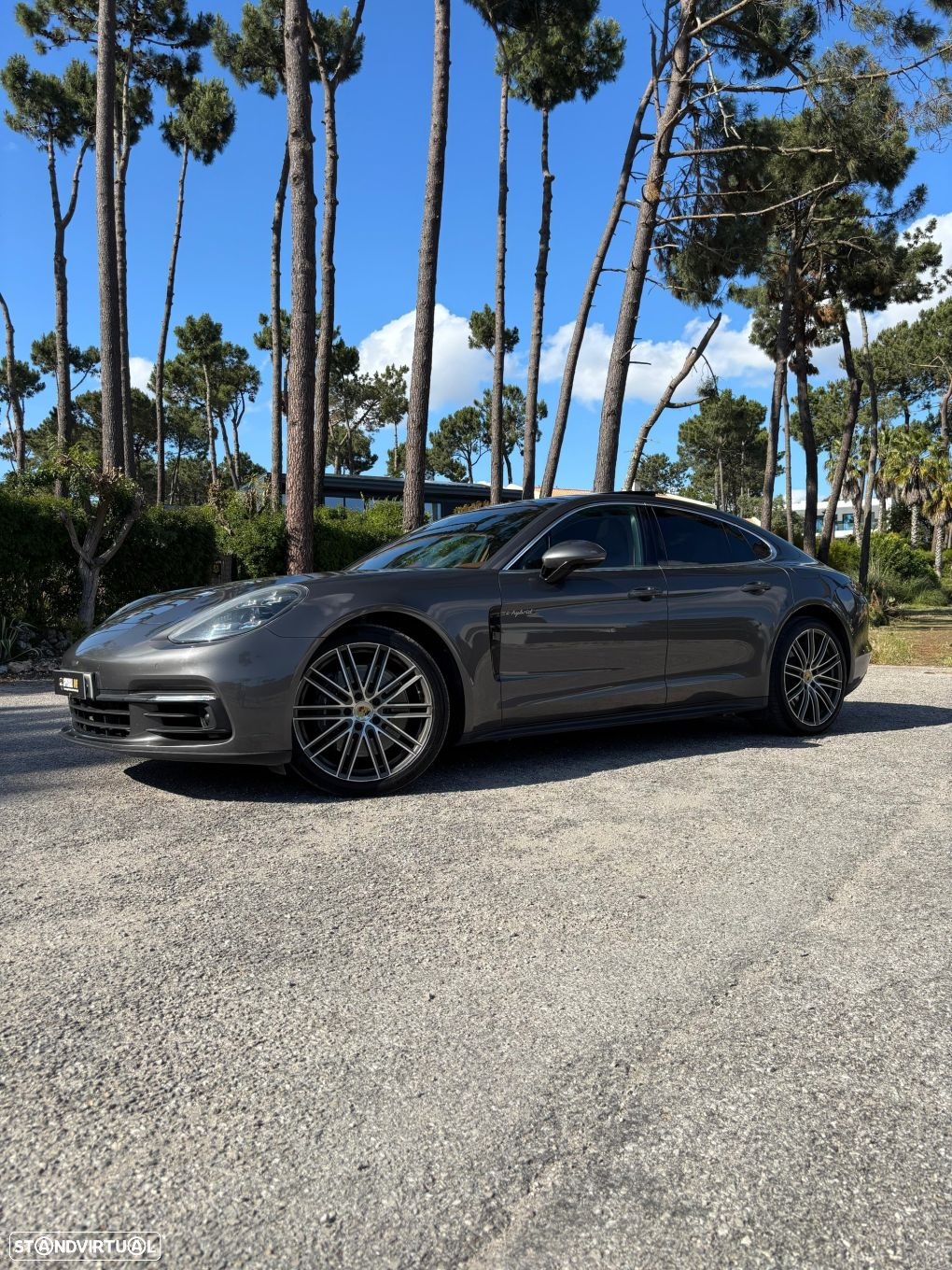 Porsche Panamera 4 E-Hybrid - 2