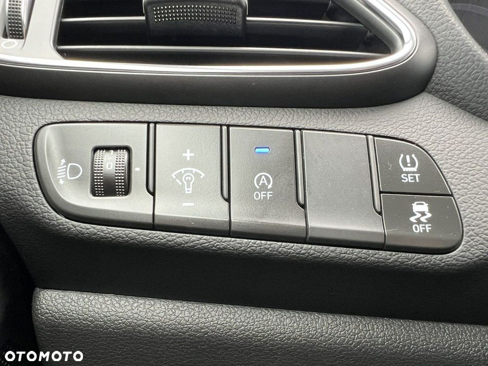 Hyundai i30 - 18