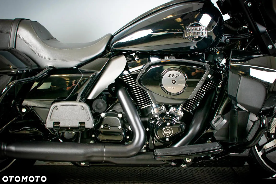 Harley-Davidson Touring Street Glide - 10