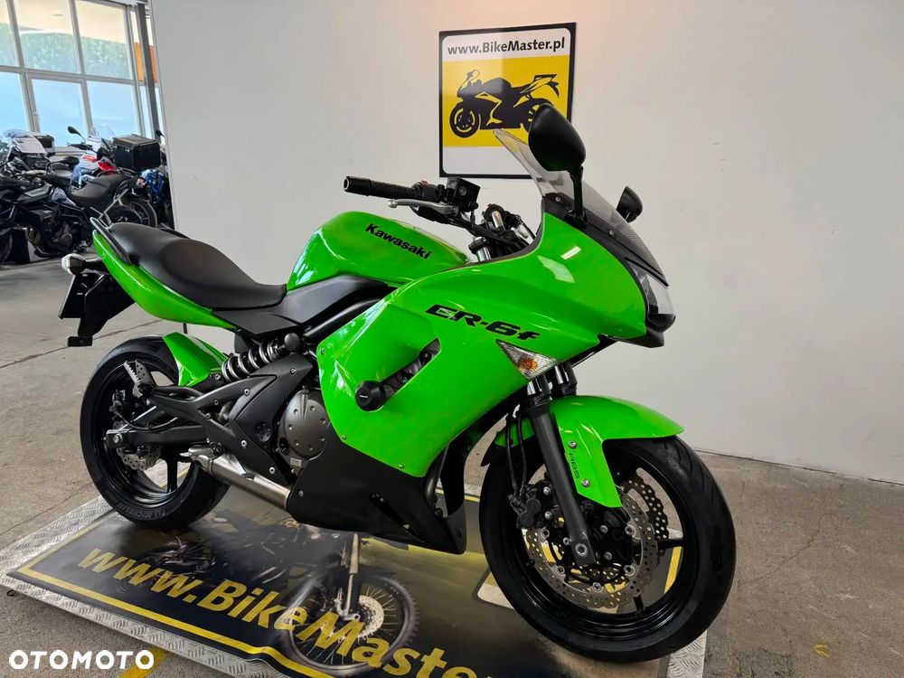 Kawasaki ER - 3