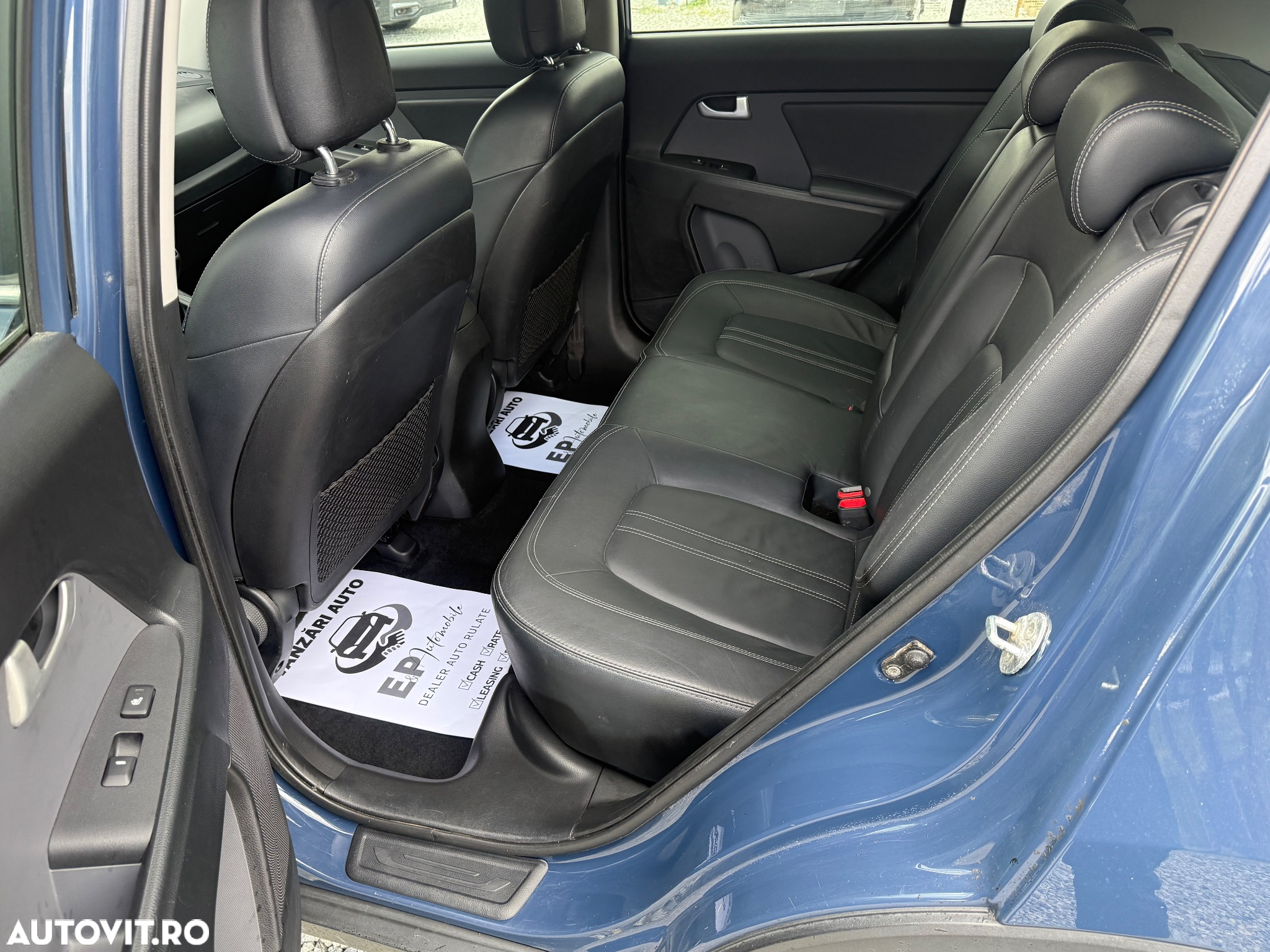 Kia Sportage 1.7 CRDI 2WD Attract - 11