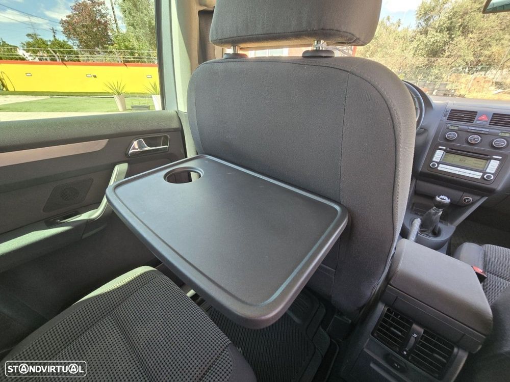 VW Touran 2.0 TDI Blue.Highline 7L - 22