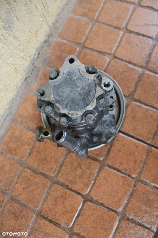 POMPA WSPOMAGANIA AUDI A4 B6 2.5 TDI 8E0145155 059145255 - 3
