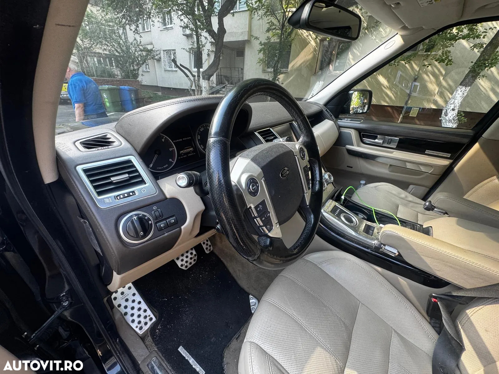 Land Rover Range Rover Sport 3.0 SDV6 HSE - 17