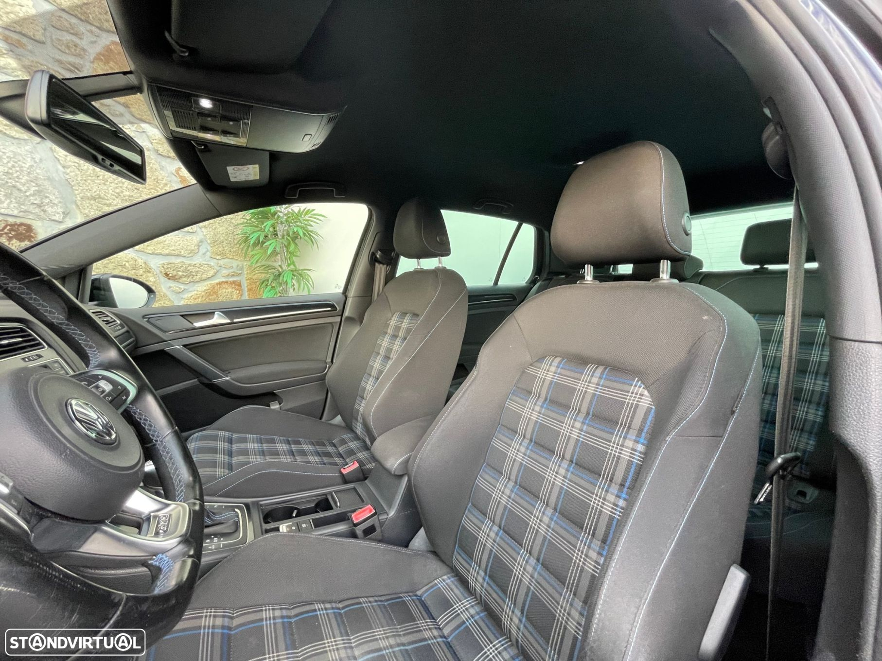 VW Golf 1.4 GTE Plug-In-Hybrid DSG - 10