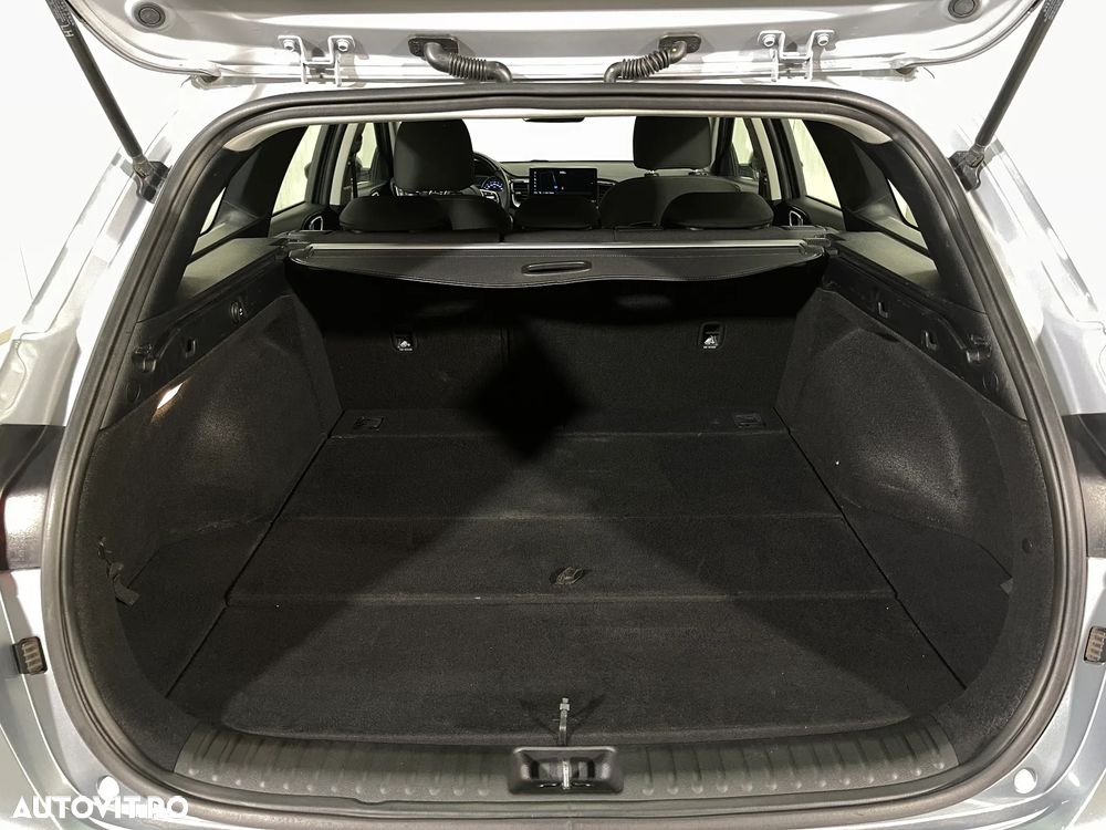 Kia Ceed 1.5 T-GDI OPF Vision - 12