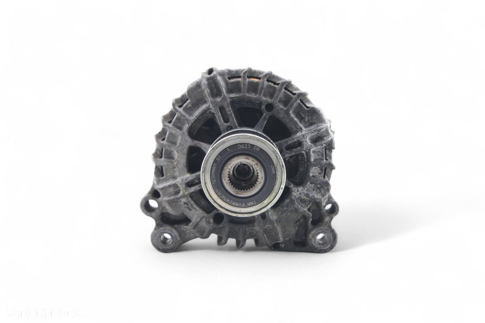 Alternator VOLKSWAGEN CRAFTER 2.0 TDI 03L903024B - 2