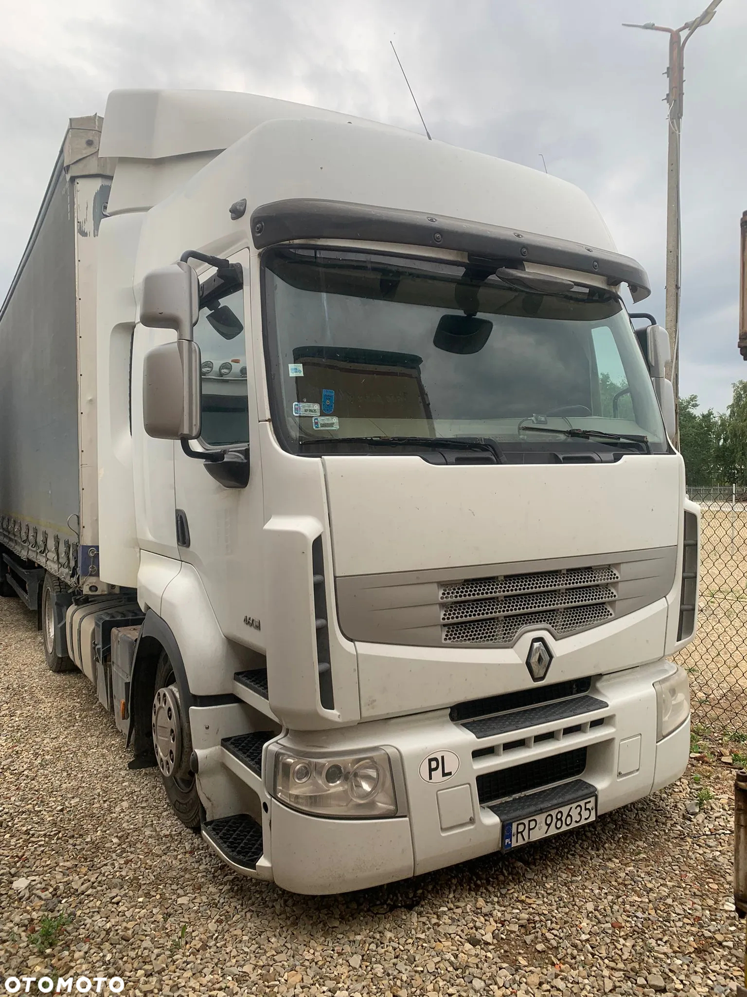 Renault Premium - 9