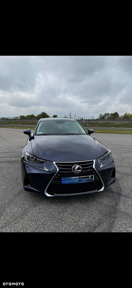 Lexus IS 200t Comfort - 3