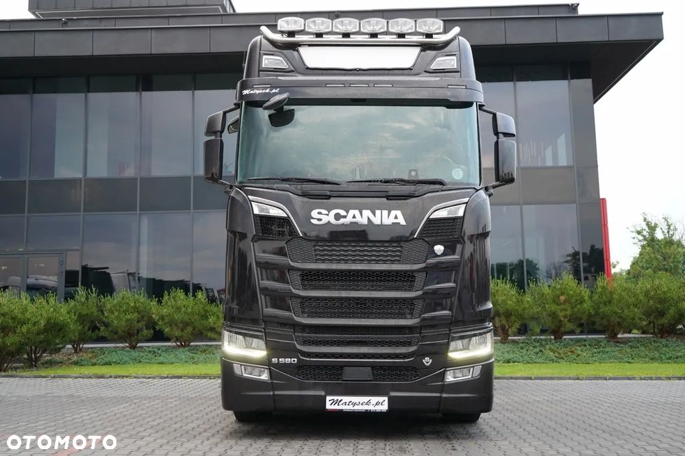 Scania S 580 / V8 / RETARDER / KLIMA POSTOJOWA / CAŁA NA PODUSZKACH / ALUFELGI / SKÓRY / - 4