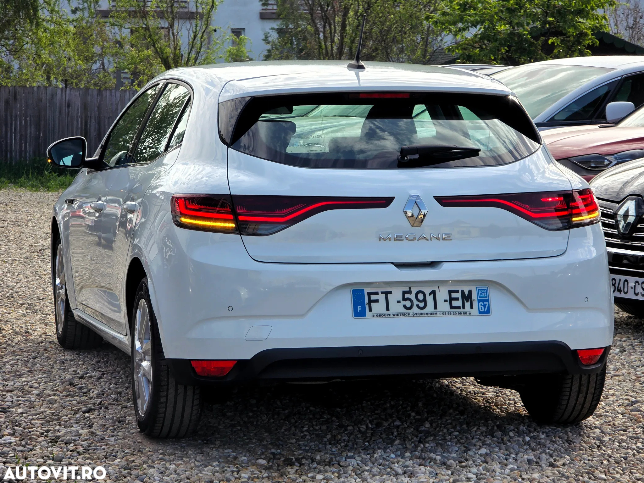 Renault Megane BLUE dCi 115 INTENS - 10