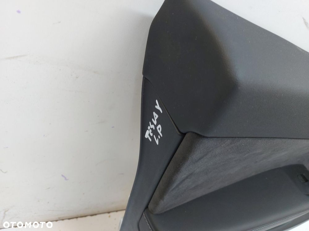 TESLA MODEL Y 2022r tapicerka boczek drzwi lewy przód  teslay,654756465 - 2