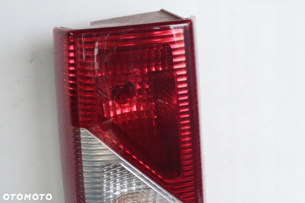 lampa lewa tył Citroen Dispatch - 2