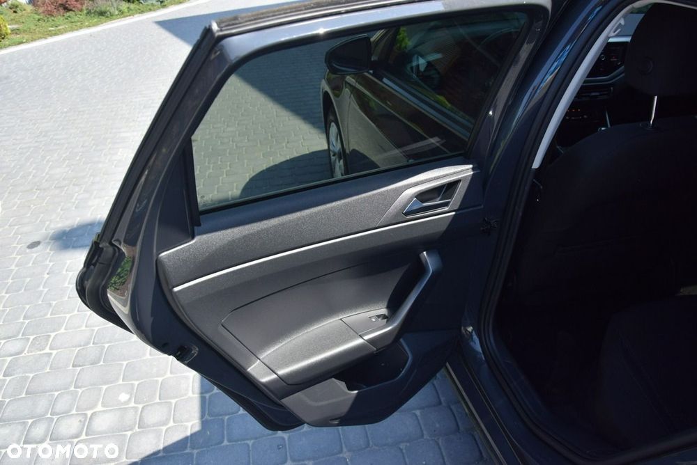 Volkswagen Polo 1.0 Comfortline - 32