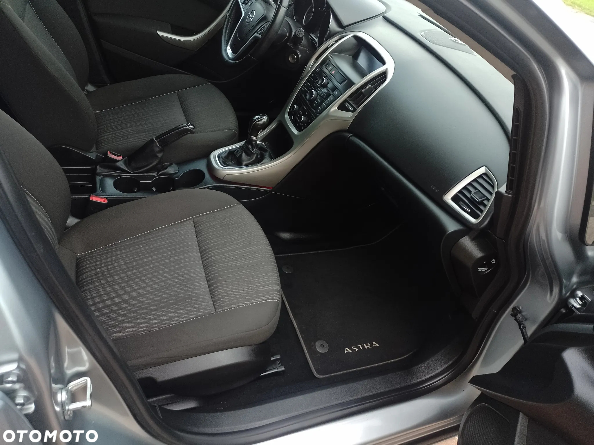 Opel Astra 1.4 Turbo Cosmo - 6