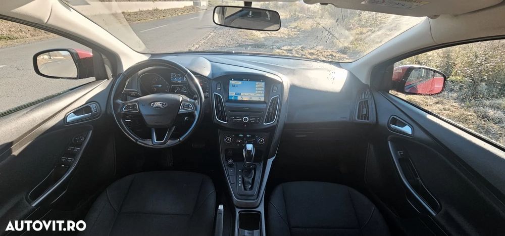 Ford Focus 1.0 EcoBoost Trend - 25
