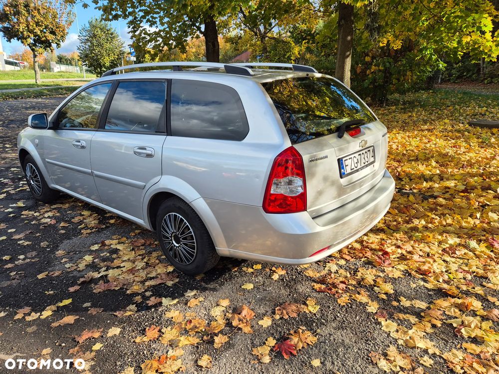 Chevrolet Nubira - 6