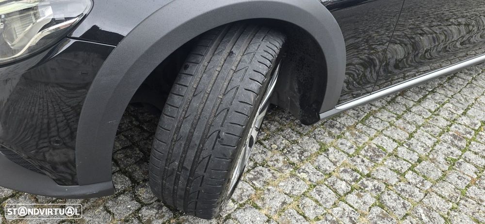 Mercedes-Benz E 220 d 4-Matic All Terrain Avantgarde + - 13