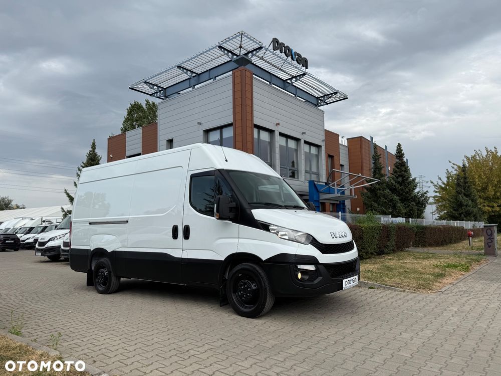Iveco DAILY 35-170 3,0 HPI L3H2 12m3 Średniak / Klimatyzacja