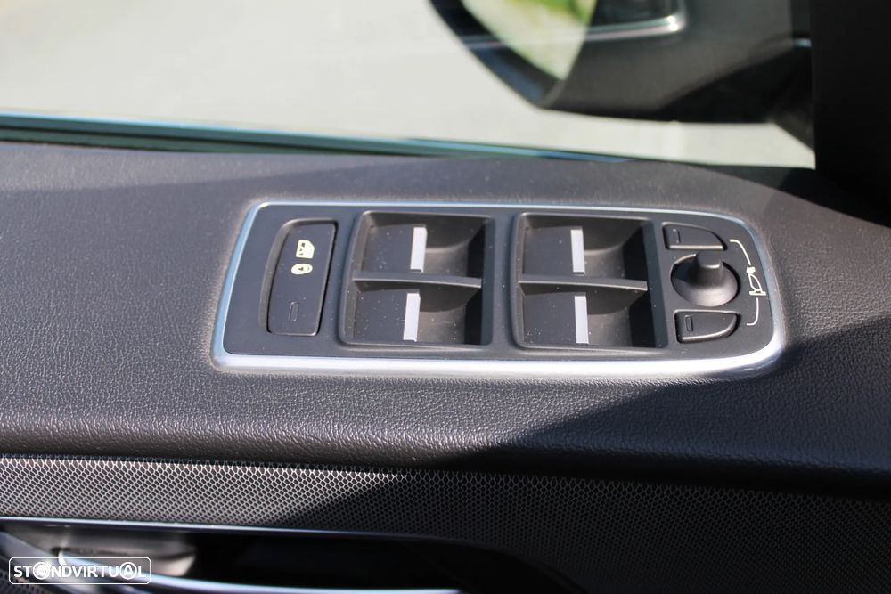 Jaguar F-Pace 3.0 TDV6 S AWD Aut. - 27