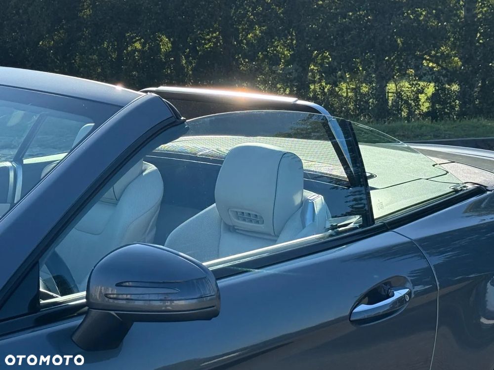 Mercedes-Benz SL - 14