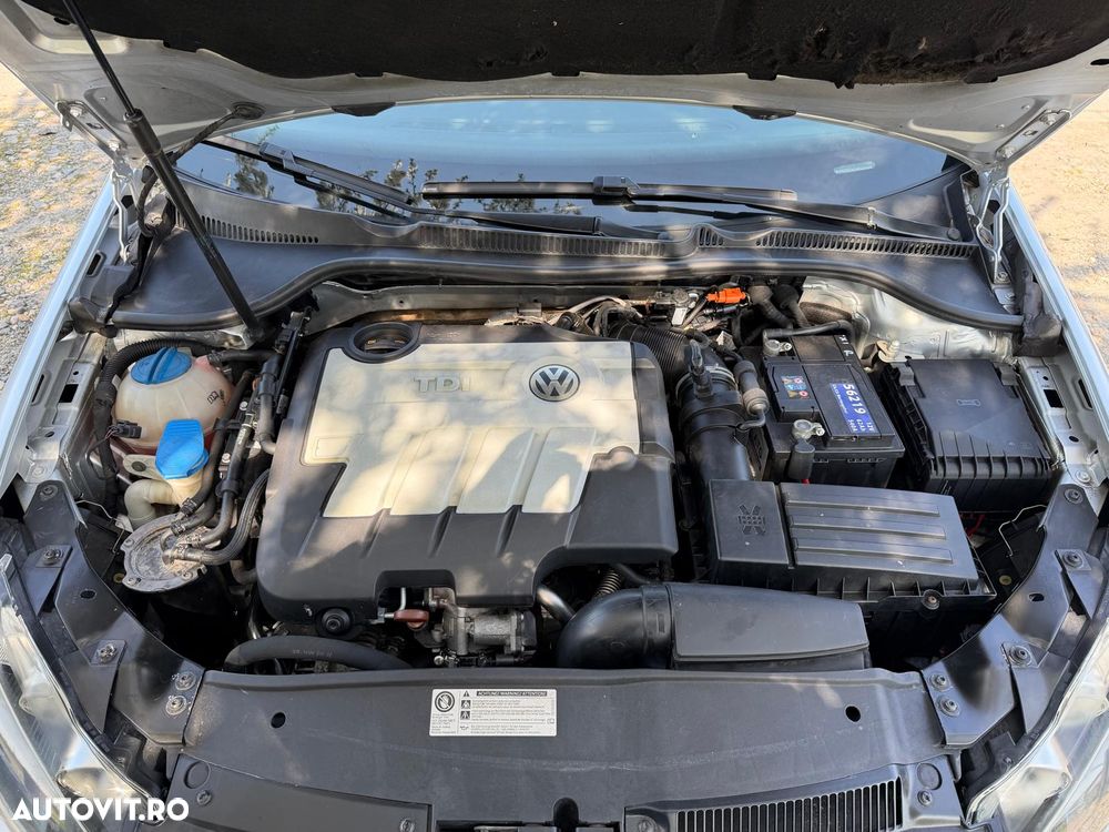 Volkswagen Golf 2.0 TDI DPF Edition - 9