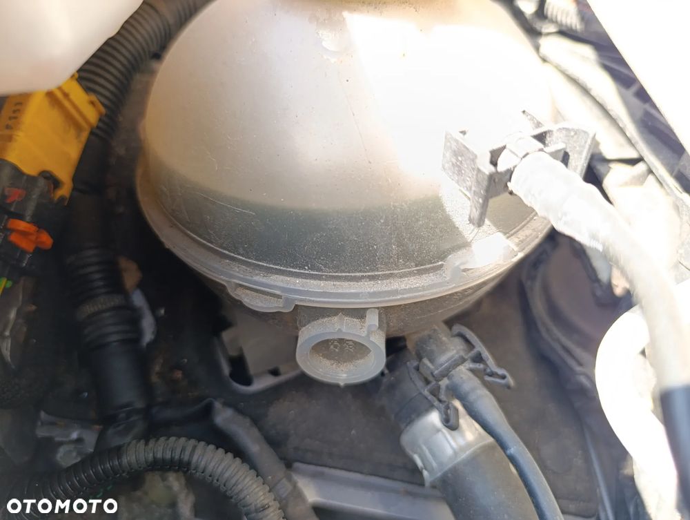 Peugeot 508 BlueHDi 130 EAT8 Allure - 22