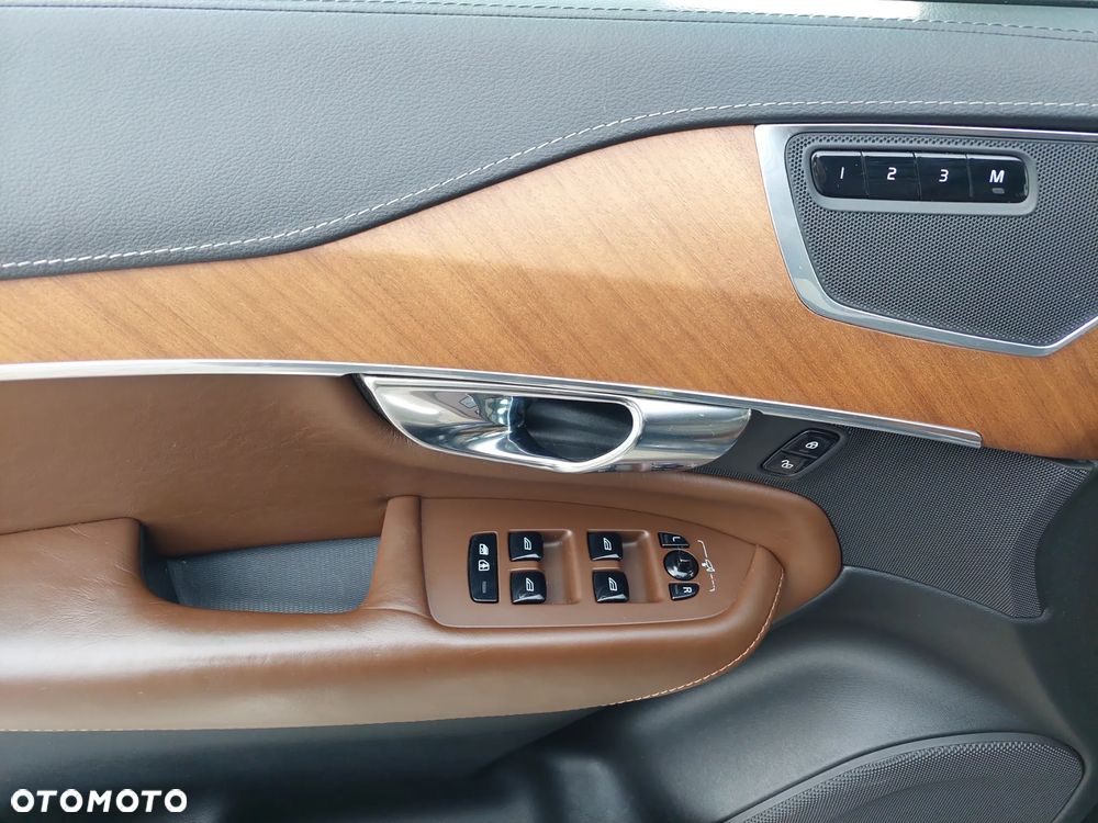 Volvo XC 90 T6 AWD Inscription 7os - 16