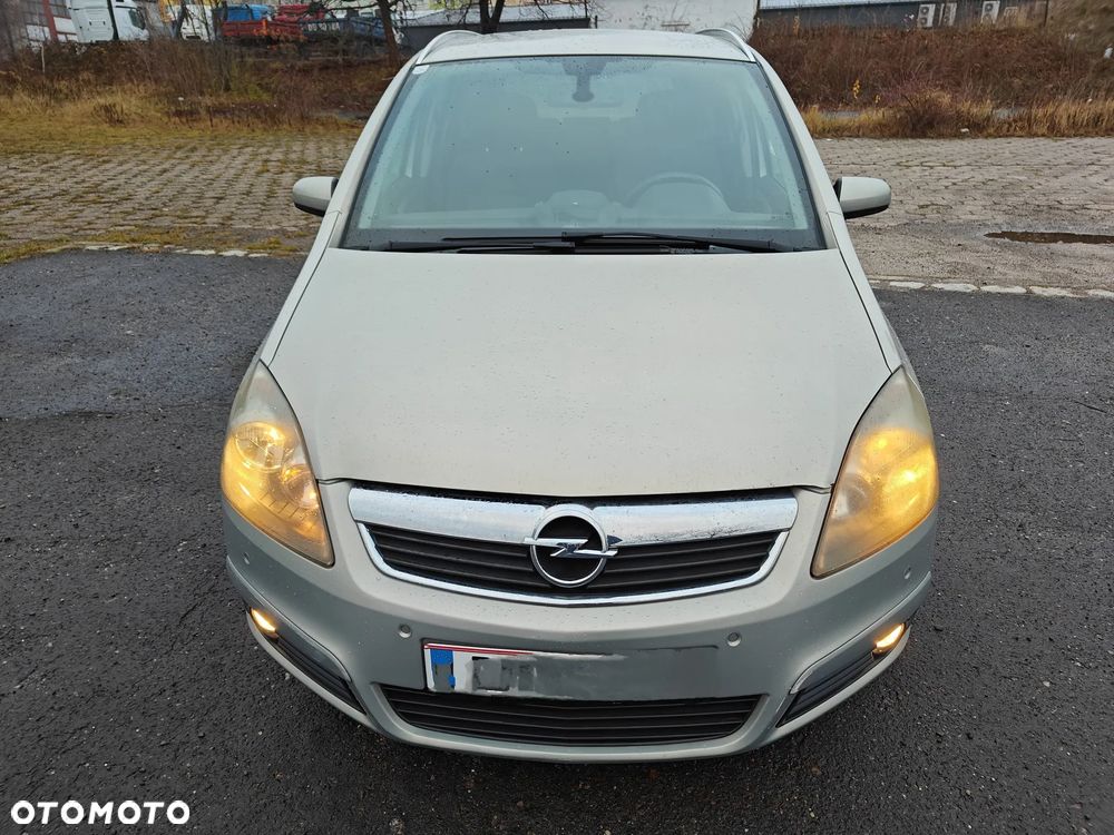 Opel Zafira 1.8 Family Plus - 22