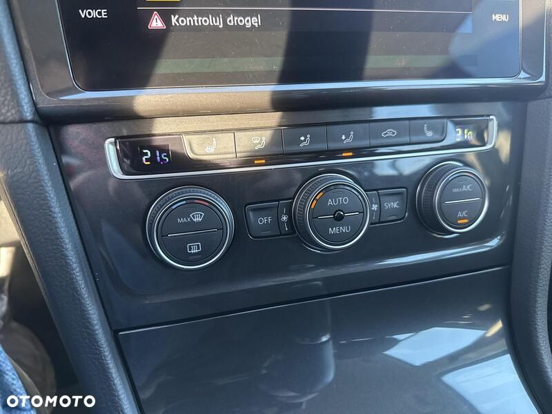 Volkswagen Golf VII 1.5 TSI BMT Evo Comfortline - 16