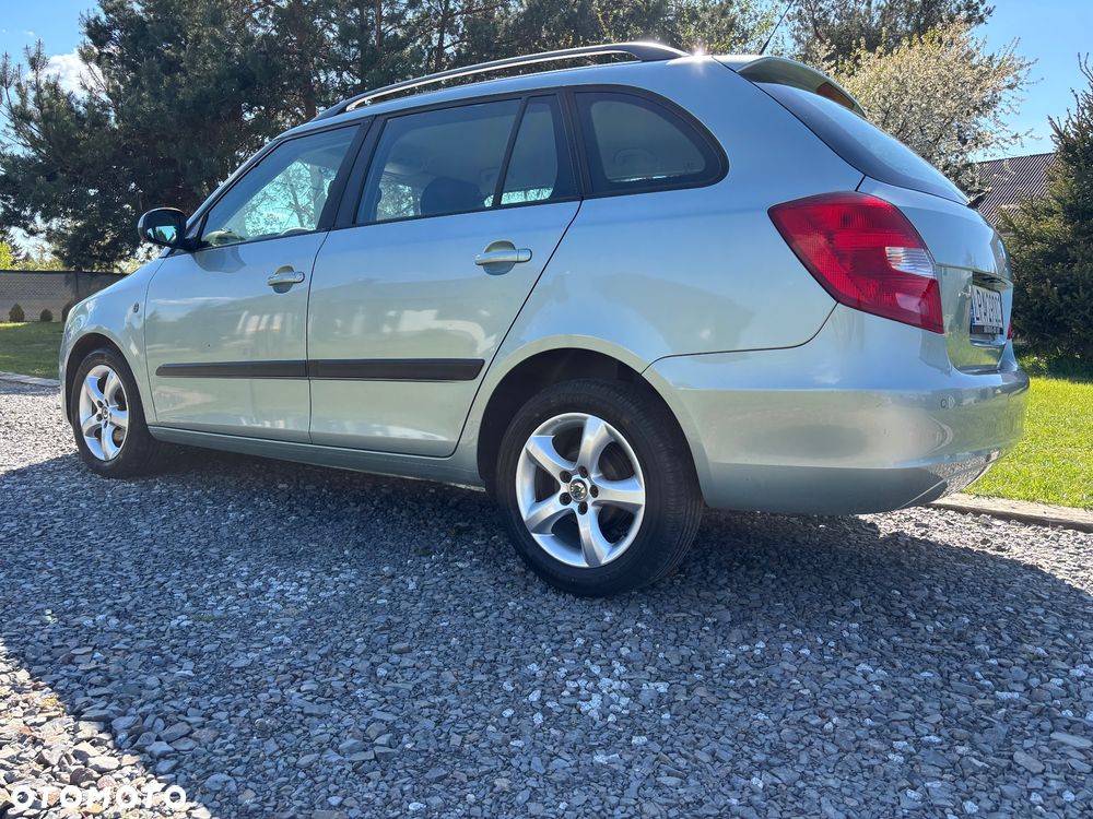 Skoda Fabia 1.2 HTP Cool Colour Edition - 12