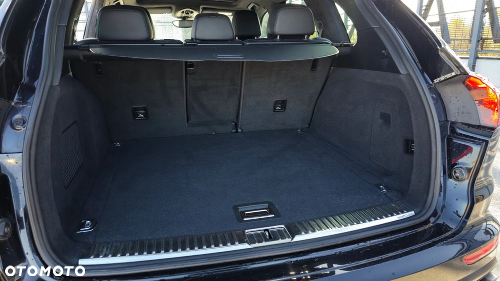 Porsche Cayenne Turbo - 16