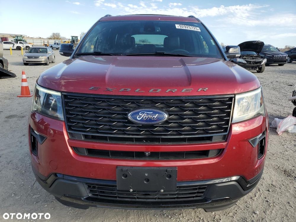 Ford Explorer - 2