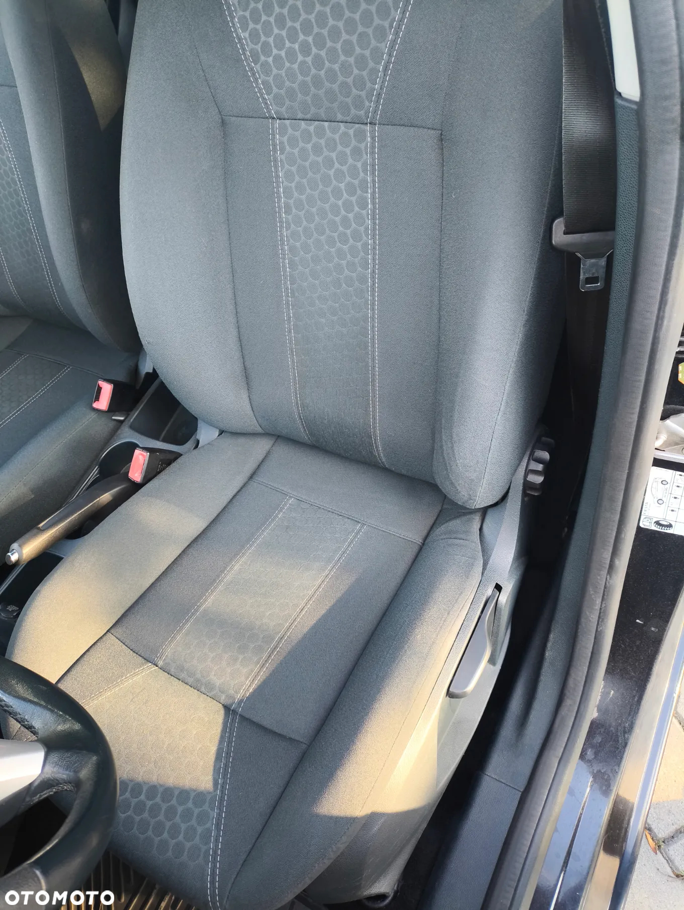Ford Fiesta 1.4 Titanium EU5 - 17