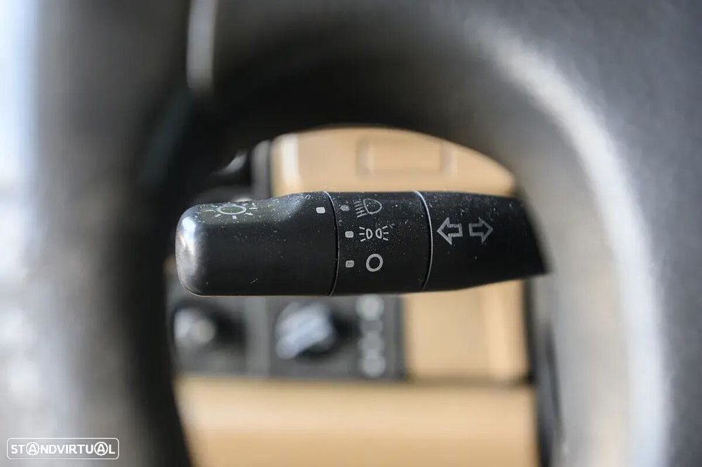 Land Rover Discovery - 34