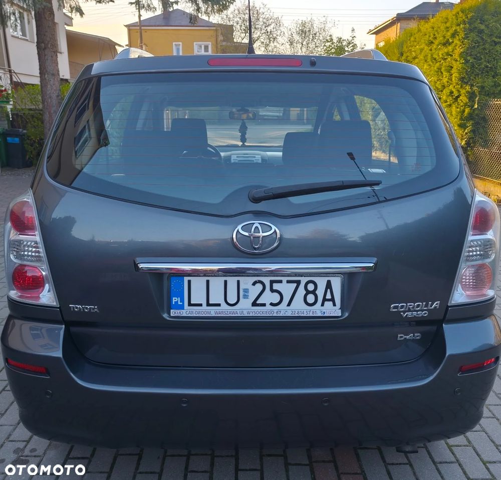 Toyota Corolla Verso 2.2 D-4D Sol - 13