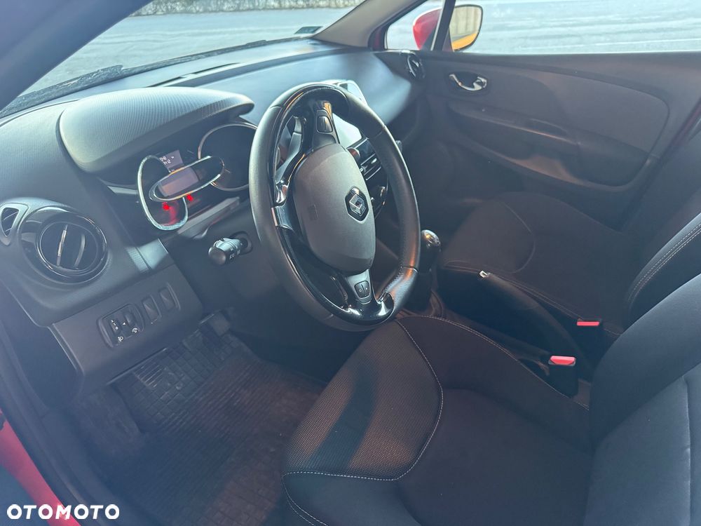Renault Clio 1.2 16V Intens - 10