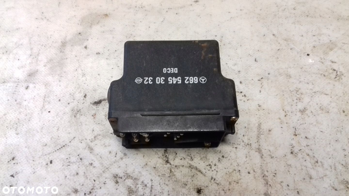 PRZEKAŹNIK ŚWIEC ŻAROWYCH 6625453032 SSANGYONG KORANDO MUSSO 2.9 96- - 1
