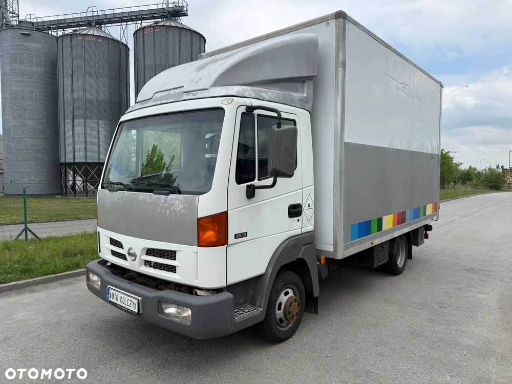 Nissan Atleon - 3