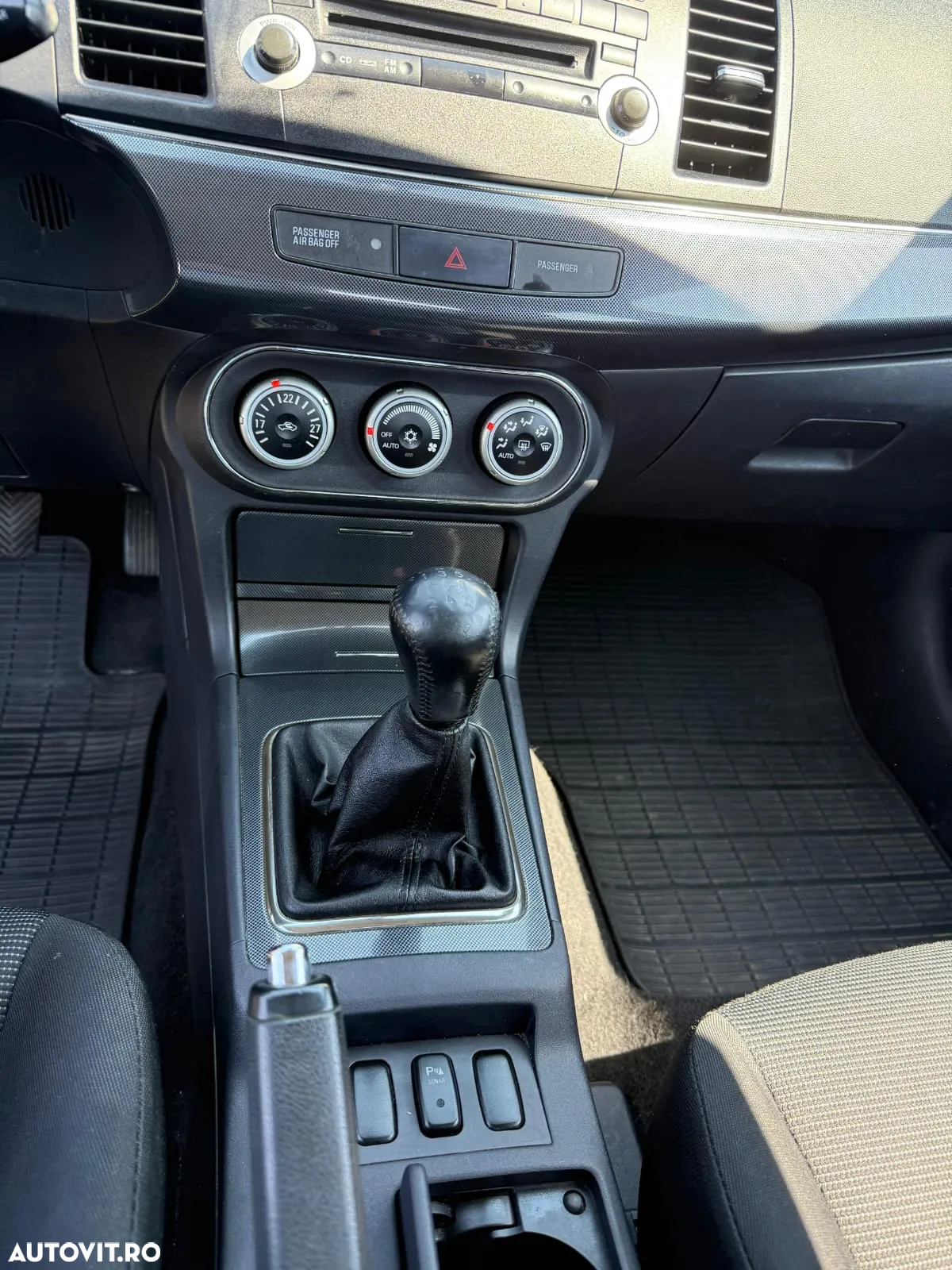 Mitsubishi Lancer 1.8 Intense - 11