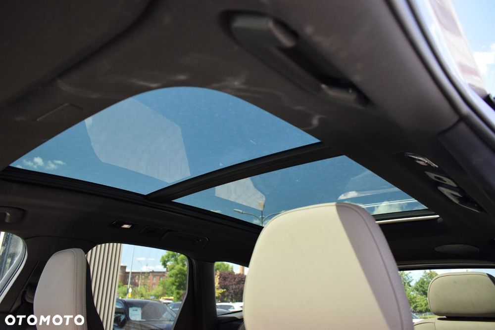 Volvo XC 60 - 22