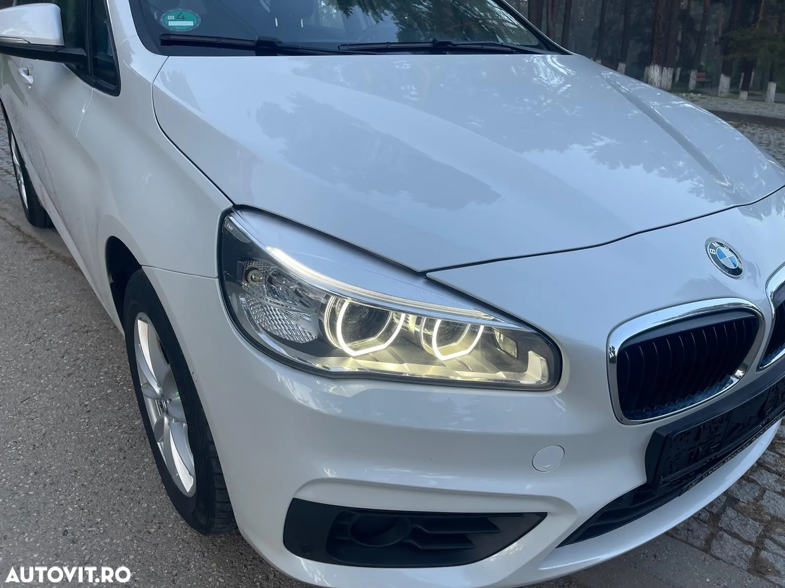 BMW Seria 2 218d Active Tourer - 13
