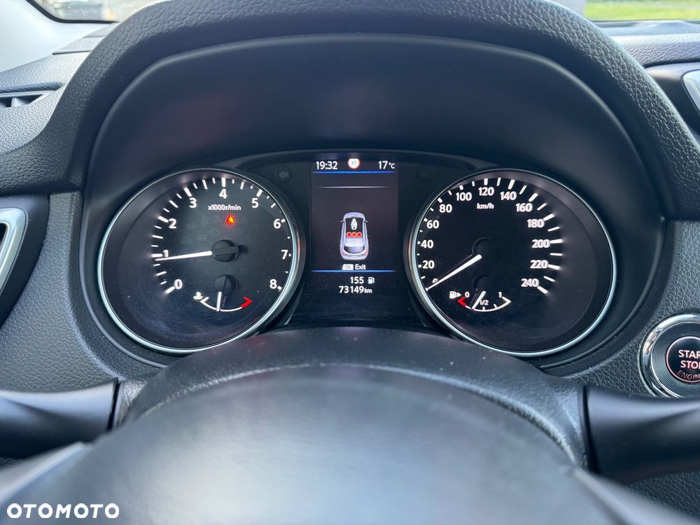 Nissan Qashqai 1.3 DIG-T N-Connecta - 26
